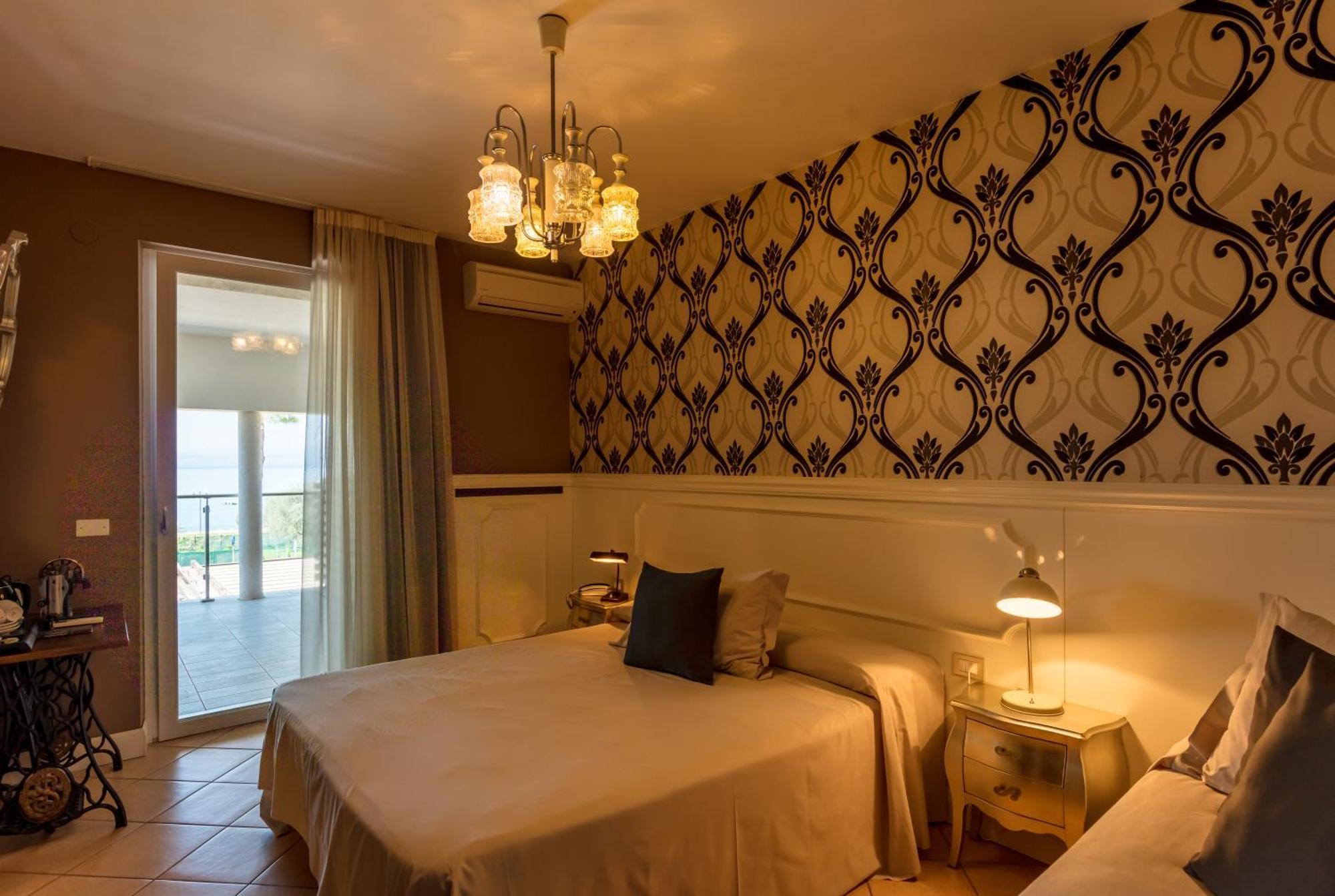 Hotel Maximilian Бардолино Номер фото