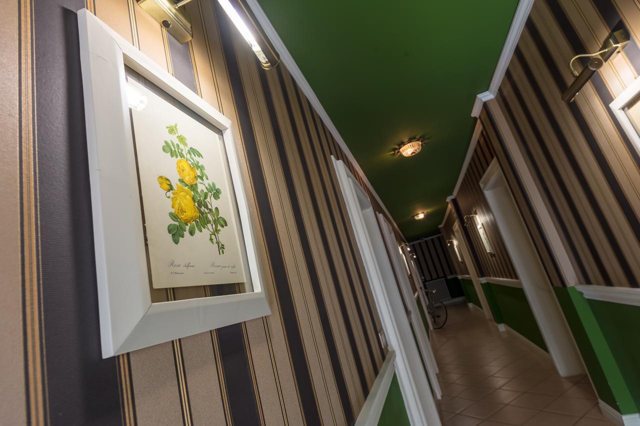 Hotel Maximilian Бардолино Экстерьер фото